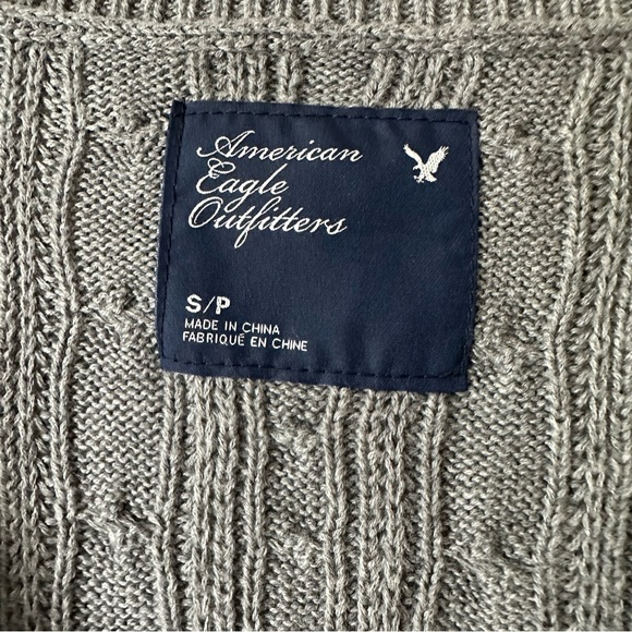 American Eagle Womens Gray Cable Knit Pullover Sweater Small - Picture 3 of 9